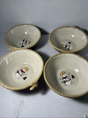 St. Nicholas Square Cream and Yellow Snowman Rope-Edge Serving Bowls (Set of 4)